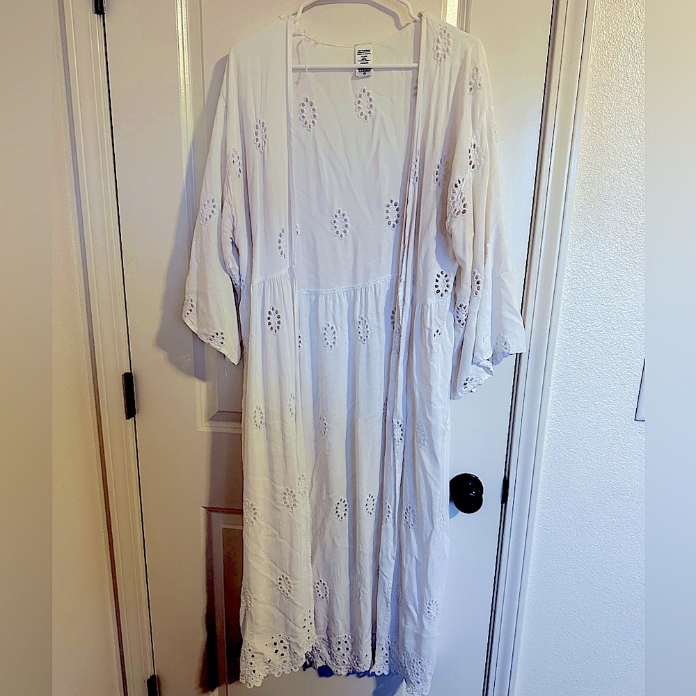 White Kimono/ Cover Up!